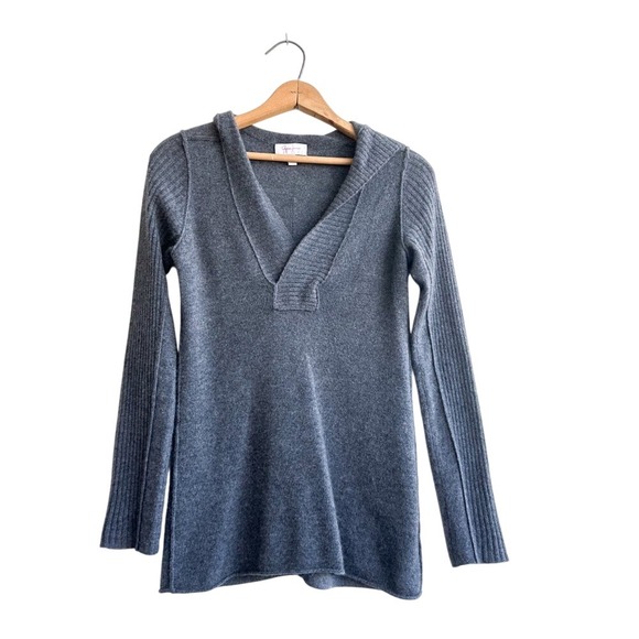 Aqua Cashmere‎ Sweater with Hood - Pit to pit 16.5" - Picture 1 of 7